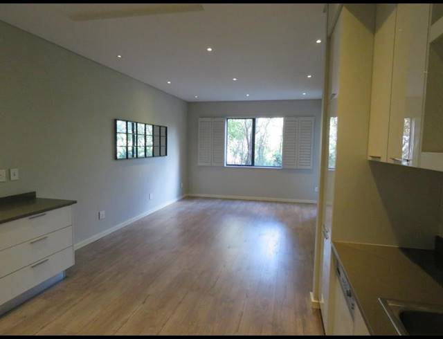 1 BEDROOM APARTMENT FOR SALE IN STEYN CITY